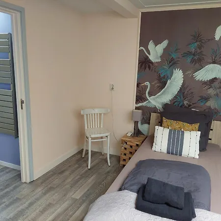 Jabaki Garden House דירה